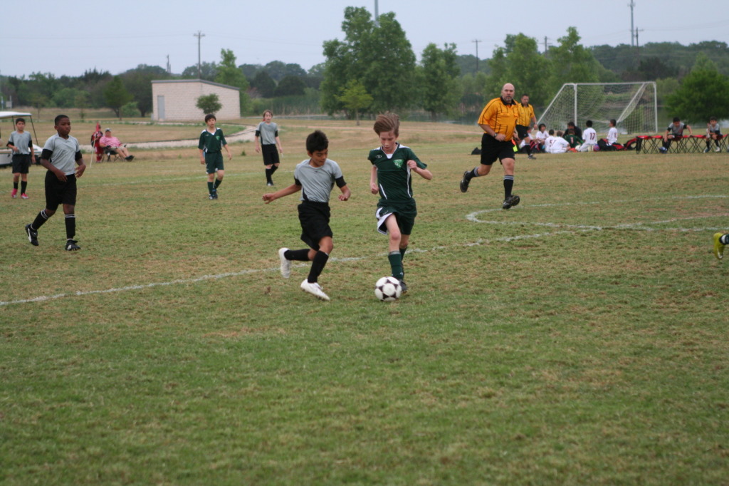 2011/04(April)/soccer/1024x768_2011-04-30-Soccer Tournament-46.JPG